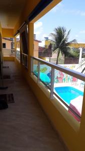 Bazén v ubytování Sol Hostel & Pousada Maragogi nebo v jeho okolí