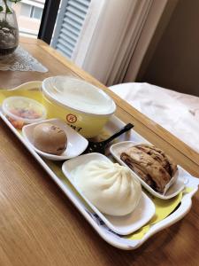 旅馆内部或周边提供的食物