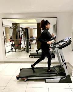 Fitness centrum a/nebo fitness zařízení v ubytování Blanket Hotel & Spa
