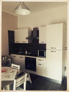 Afbeelding uit fotogalerij van THE HIVE GUEST HOUSE in Iglesias