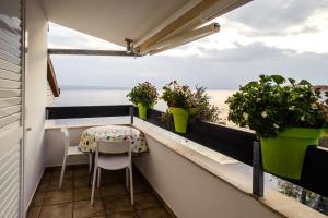 Balkón nebo terasa v ubytování Apartments Korda L&M- Suhi Potok
