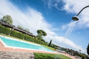 The swimming pool at or close to Antica Pieve B&B