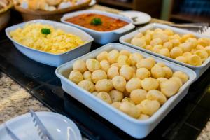 Comida no hotel ou em algum lugar perto