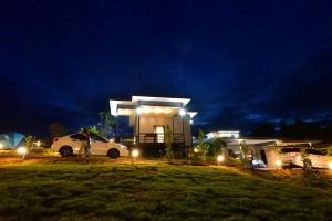 Κήπος έξω από το Music Khao Kho