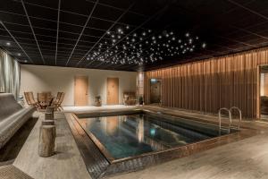 Bazén v ubytování Blommenhof Hotel nebo v jeho okolí