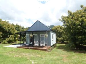 Gallery image of Paradise Grove in Whangamata
