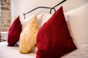 Posteľ alebo postele v izbe v ubytovaní Grand Bedroom Aptm Palace Top Location