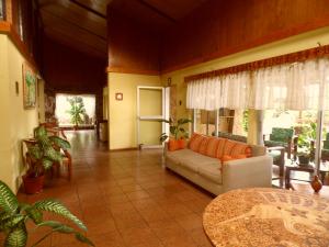 Gallery image of Hotel Manutara in Hanga Roa