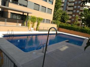Bazén v ubytování Bonita vivienda en San Sebastian de los Reyes nebo v jeho okolí
