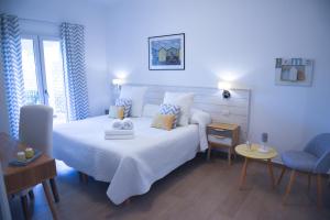 Afbeelding uit fotogalerij van Bed and Breakfast Country Cottage in Civitavecchia