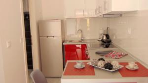 Kuchyň nebo kuchyňský kout v ubytování New Luxury Studio Corfu Town
