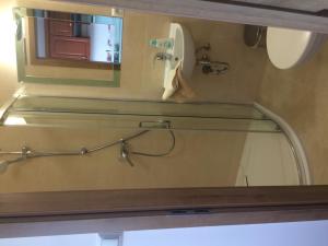 Koupelna v ubytování Apartmány u Galandu + 11 fotografií