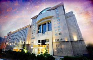 Galeriebild der Unterkunft Guanganmen Grand Metropark Hotel Beijing in Peking