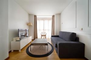 Gallery image of Apartamentos Urban Blue, Blue Hotels in Gijón