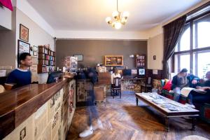 Ospiti di Sir Toby's Hostel