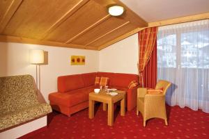 Część wypoczynkowa w obiekcie Landhotel Alpenhof Filzmoos