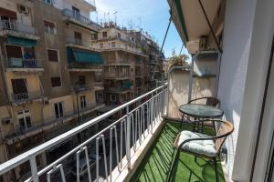 Balkón alebo terasa v ubytovaní Tonias house in Athens