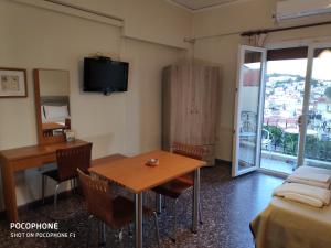 Gallery image of Selana Apartments in Mytilene