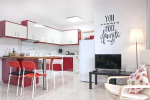 Kuhinja ili čajna kuhinja u objektu SilkFab Apartments