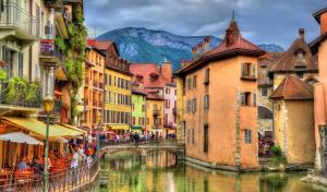 Photo de la galerie de l'établissement L'Authentik, charme et confort en vieille ville, à Annecy