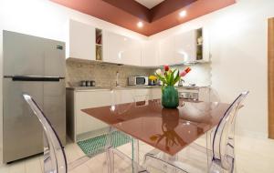 Dapur atau dapur kecil di Residence Cairoli 9 by Studio Vita