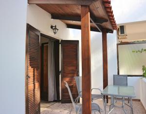 Gallery image of Oliaria Apartments in Platanias