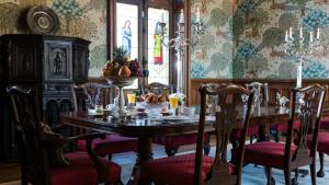 
Restaurant ou autre lieu de restauration dans l'établissement Château de Beauvais
