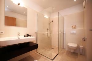 Kúpeľňa v ubytovaní EXCLUSIVE APARTMENTS - inclusive Zell am See-Kaprun Sommerkarte und unbegrenztem Tauern SPA Eintritt