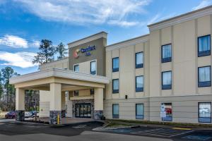 a rendering of the front of a hotel at Comfort Inn South Chesterfield - Colonial Heights in Colonial Heights