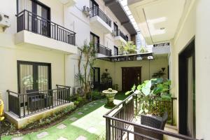 Balkón nebo terasa v ubytování RedDoorz Plus near Mall Bali Galeria 2