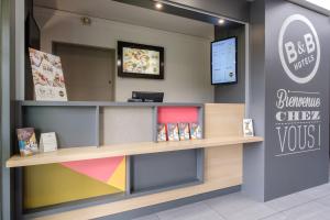 Certifikát, hodnocení, plakát nebo jiný dokument vystavený v ubytování B&B HOTEL Calais Centre St Pierre