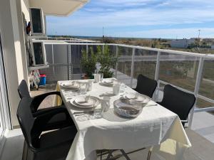 Balkón alebo terasa v ubytovaní Migjorn