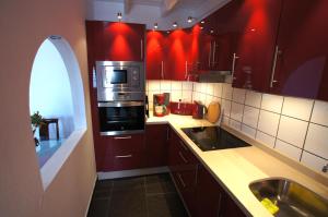 Η κουζίνα ή μικρή κουζίνα στο Castillo Lanzarote Villa Winni - Luxury Villa - Pet friendly with heated Pool