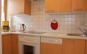 Kuchyňa alebo kuchynka v ubytovaní Ferienwohnung Bathelt