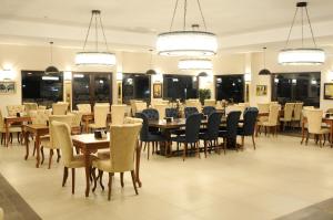 Restaurace v ubytování Casa Grande Otel + 19 fotografií