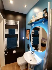 A bathroom at Dream & Relax Apartment's Messe