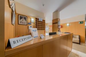 Vstupní hala nebo recepce v ubytování Hotel Apartamentos Loto Conil + 37 fotografií