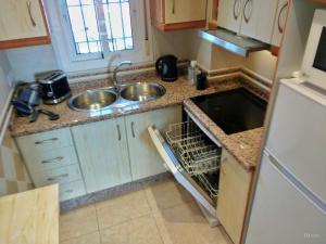 A kitchen or kitchenette at Apartamento Picasso
