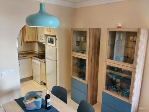 A kitchen or kitchenette at Apartamento Picasso