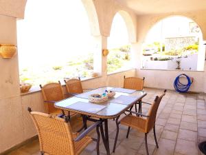 Posedenie v ubytovaní Villa Blue. Two storey house, 100 meters from sea
