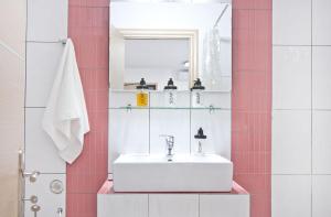 Kupatilo u objektu SilkFab Apartments +87 fotografija