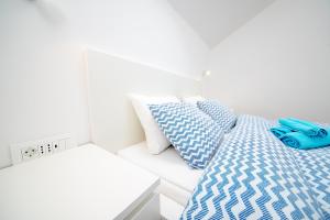 Postel nebo postele na pokoji v ubytování Sea Pearl Residence - Top beachfront location apartments in Bol centre