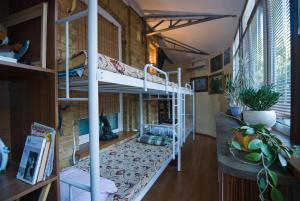 Postel nebo postele na pokoji v ubytování Hostel Kyiv-Art