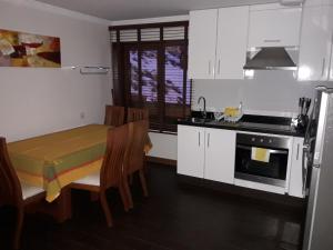 Kuchyň nebo kuchyňský kout v ubytování El Colorado Habitamar