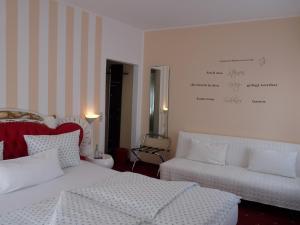 Khu vực ghế ngồi tại Hotel Geissler