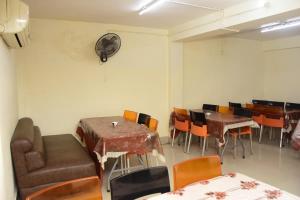 Restaurant o un lloc per menjar a Hotel Shreesh