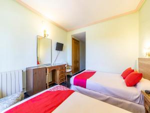 Postel nebo postele na pokoji v ubytování Hotel El Prado by Vivere Stays