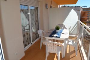 Balkón alebo terasa v ubytovaní Fabuloso apartamento familiar con piscina en Salou