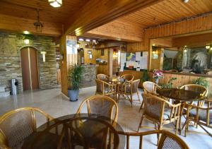 Posezení v ubytování Elysso Hotel