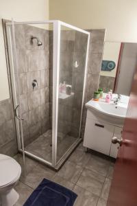 Koupelna v ubytování Choice Backpackers